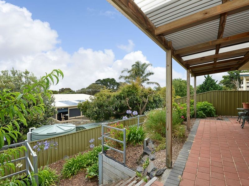 1 Edzell Court, Victor Harbor SA 5211