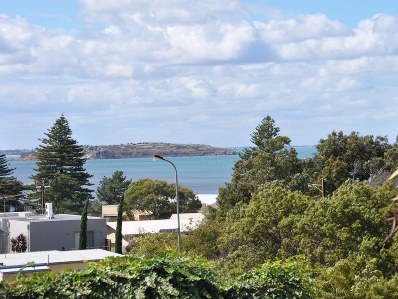 7 Clair Avenue, Encounter Bay SA 5211