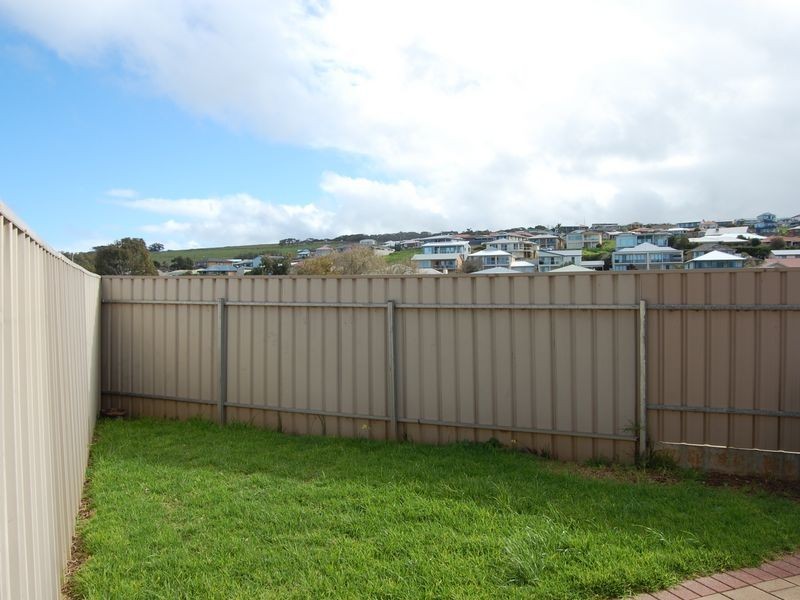 2/33 Rosemary Court, Encounter Bay SA 5211