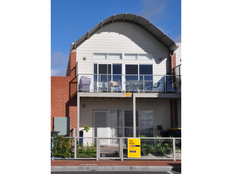 3/20 Flinders Parade, Victor Harbor SA 5211