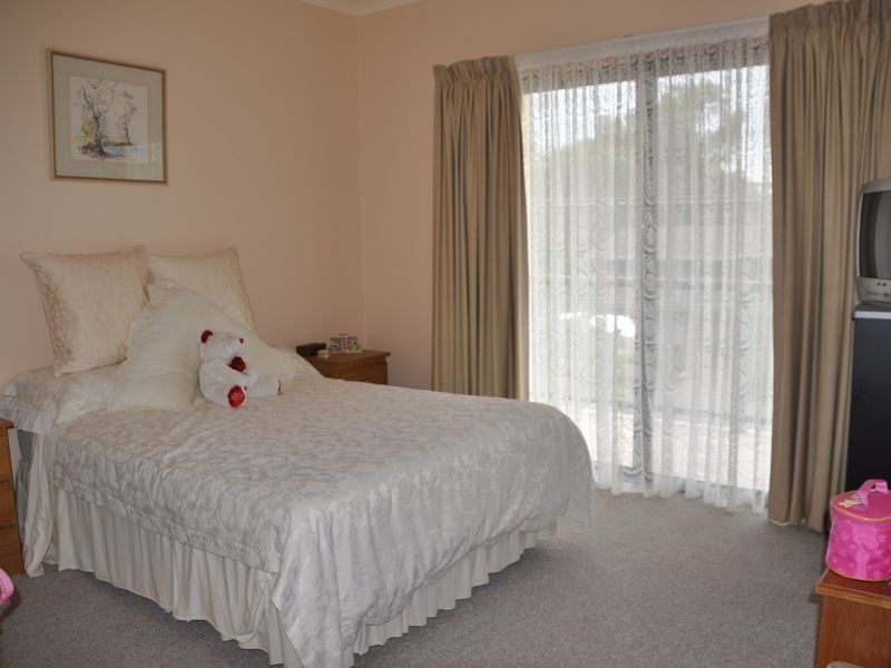 5 Fell Street, Encounter Bay SA 5211