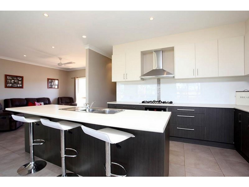 11 Links Court, Mccracken SA 5211