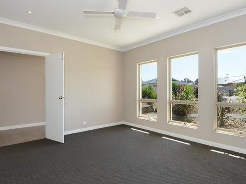 11 Links Court, Mccracken SA 5211