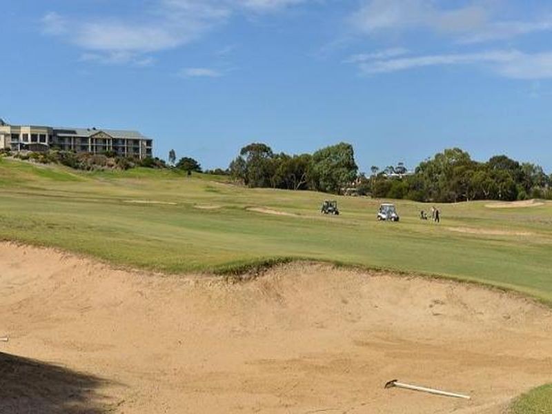 11 Links Court, Mccracken SA 5211