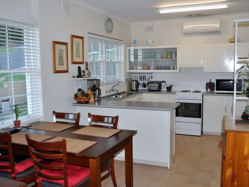 1/8 Adey Street, Victor Harbor SA 5211