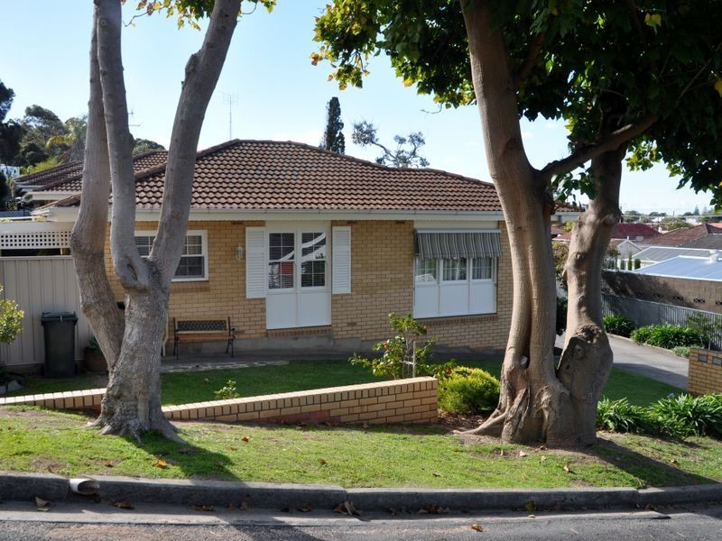 1/8 Adey Street, Victor Harbor SA 5211