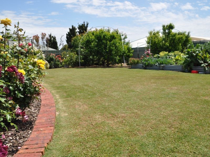 30 Tolmer Court, Hayborough SA 5211