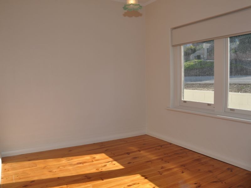 22 Peace Avenue, Victor Harbor SA 5211