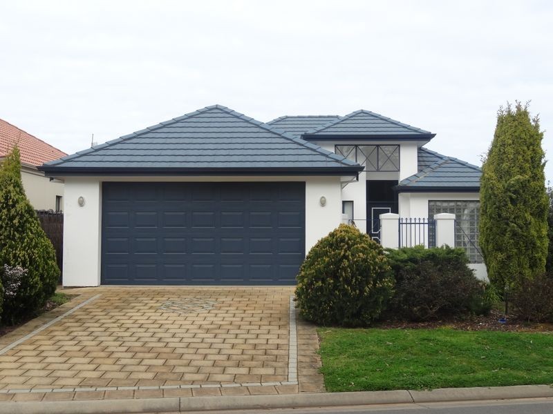 52 Coromandel Drive, Mccracken SA 5211