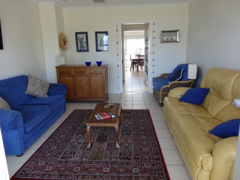 8/22 Esplanade, Victor Harbor SA 5211