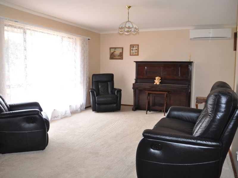 17 Anderson Grove, Mccracken SA 5211