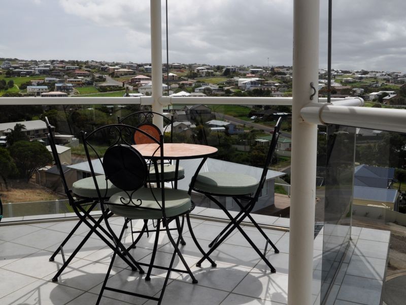 8 Eddy Court, Encounter Bay SA 5211
