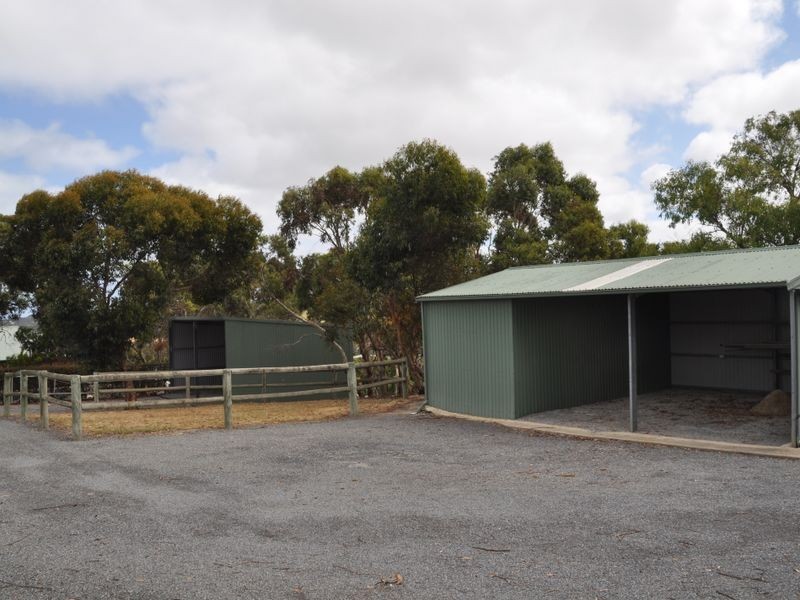 7 Shetland Crt, Hindmarsh Valley SA 5211