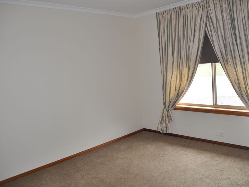 7 Shetland Crt, Hindmarsh Valley SA 5211