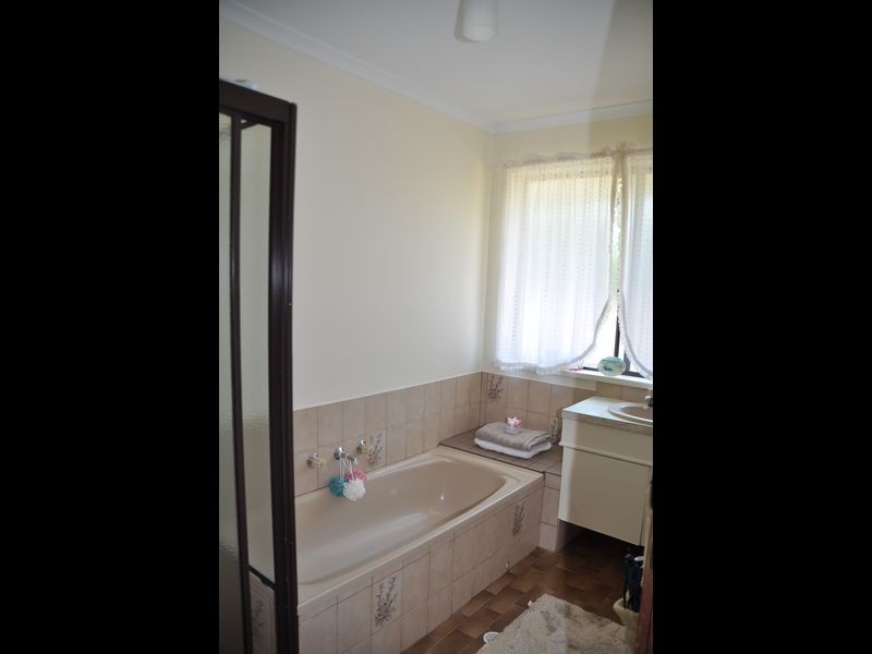 1 Langley Road, Mccracken SA 5211