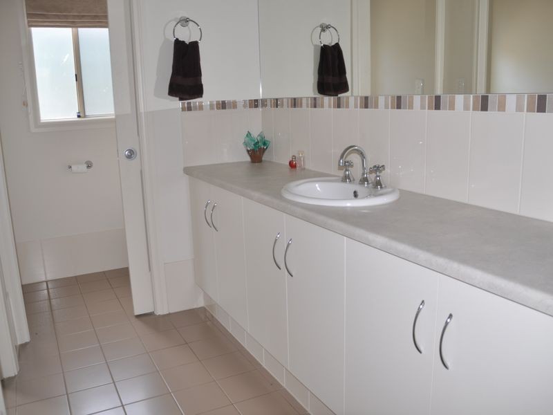 18 Chambers Court, Encounter Bay SA 5211