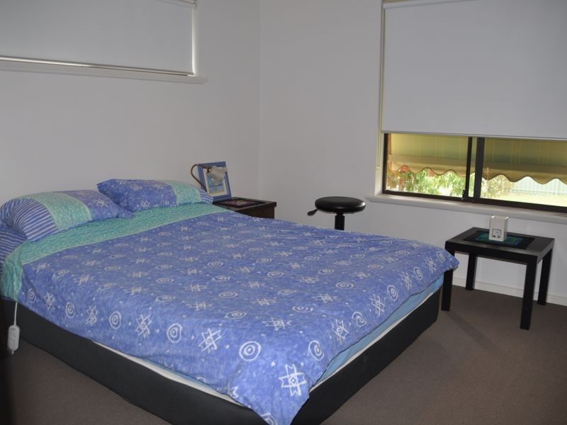 8 Pioneer Ave, Port Elliot SA 5212