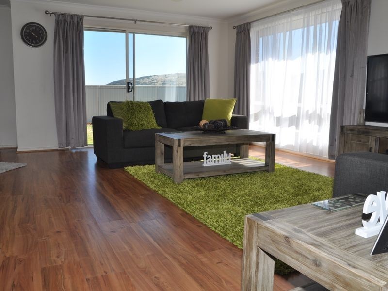 11 Missen Avenue, Victor Harbor SA 5211