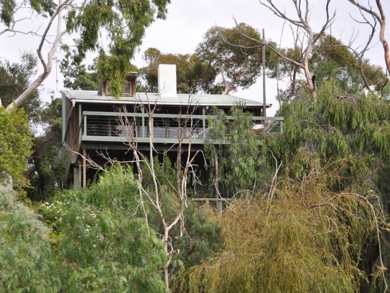 42 Cakebread Road, Encounter Bay SA 5211