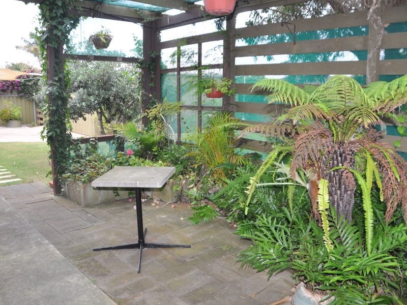 51 Renown Avenue, Victor Harbor SA 5211