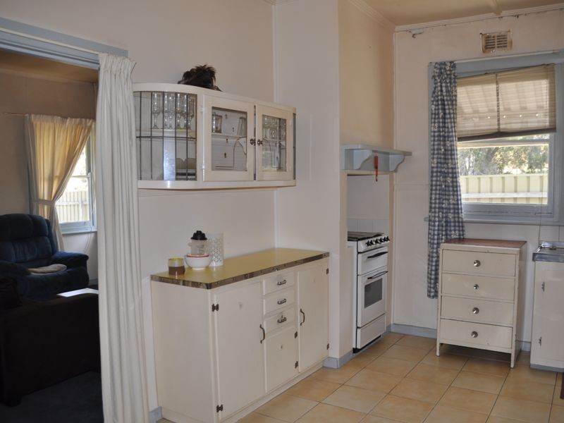 7 Hillview Road, Victor Harbor SA 5211