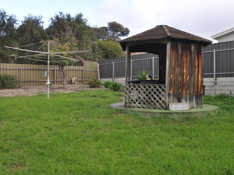 7 Hillview Road, Victor Harbor SA 5211