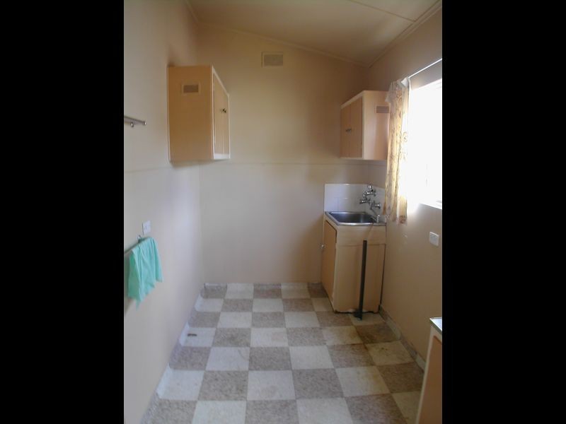 28 Newland Street, Victor Harbor SA 5211