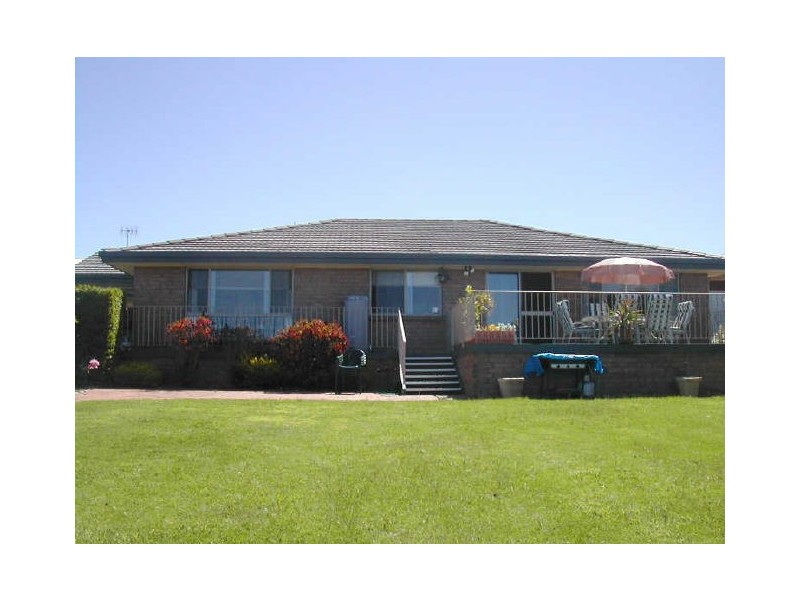 16 Dodson Road, Encounter Bay SA 5211