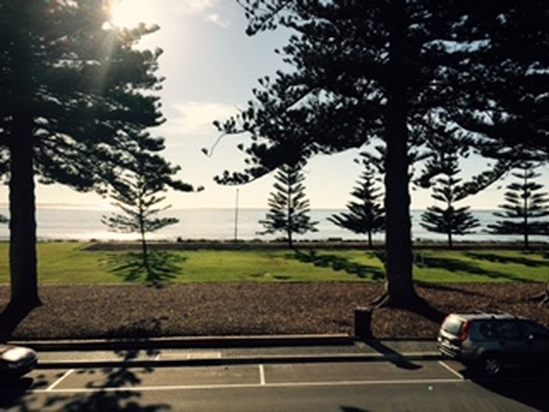 4/16 Flinders Parade, Victor Harbor SA 5211