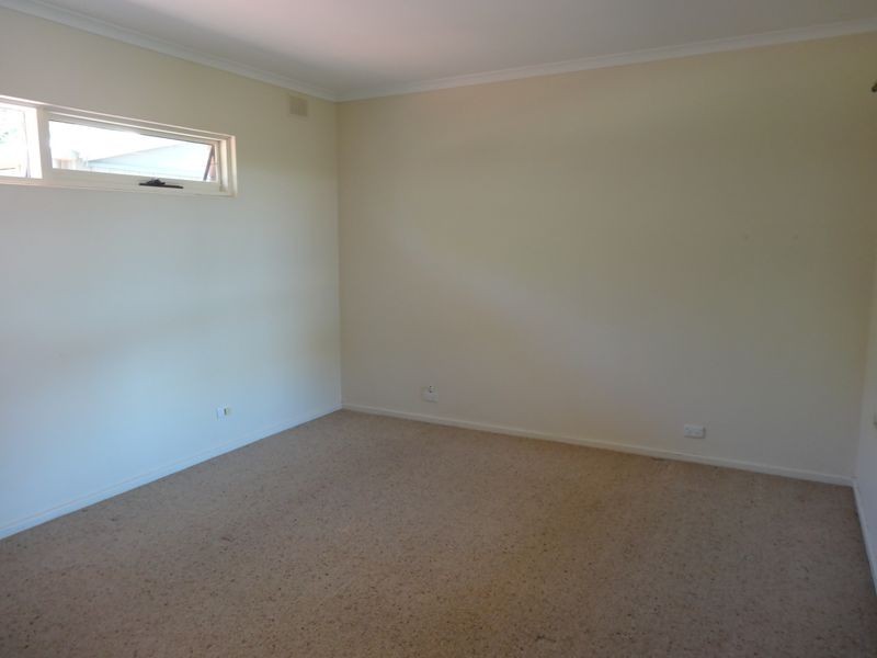 35 Renown Avenue, Victor Harbor SA 5211