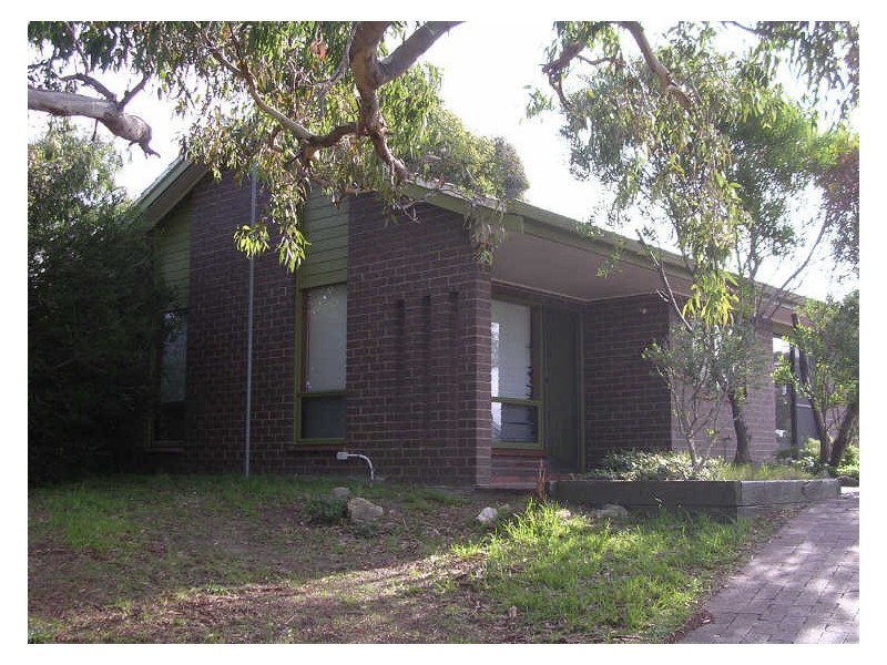 11 Hillview Road, Victor Harbor SA 5211