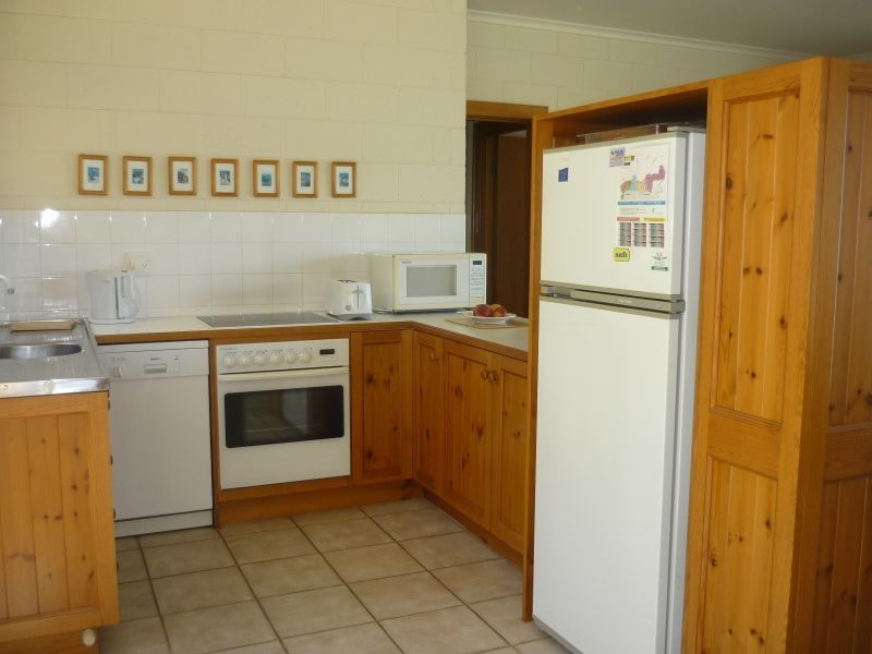 106 Franklin Parade, Encounter Bay SA 5211