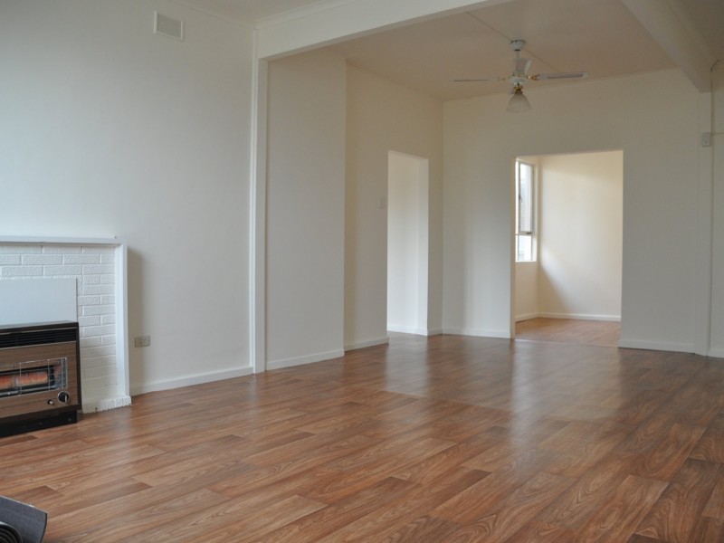 3 Leworthy Street, Victor Harbor SA 5211