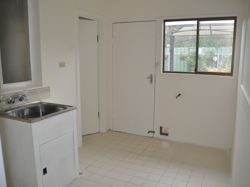 3 Leworthy Street, Victor Harbor SA 5211