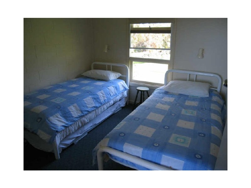 2/10 Adare Ave, Victor Harbor SA 5211