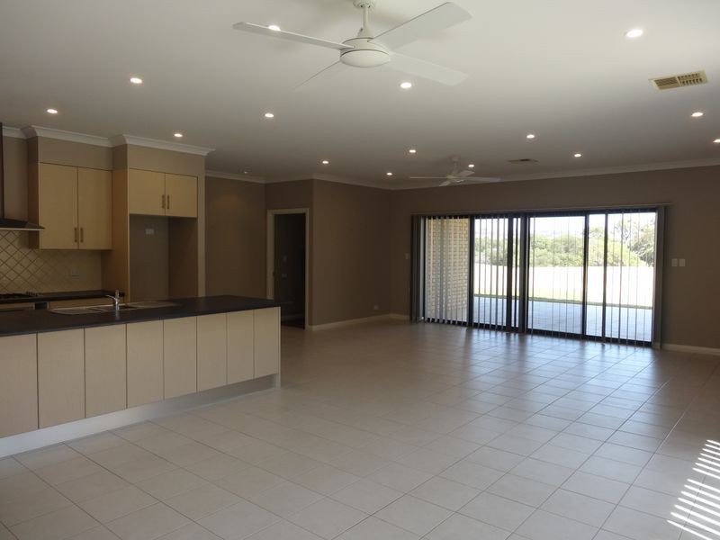 14 Links Court, Mccracken SA 5211