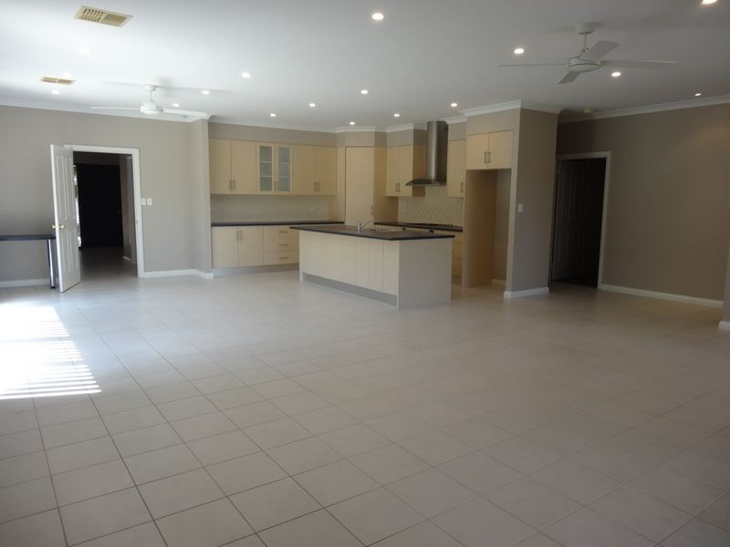 14 Links Court, Mccracken SA 5211