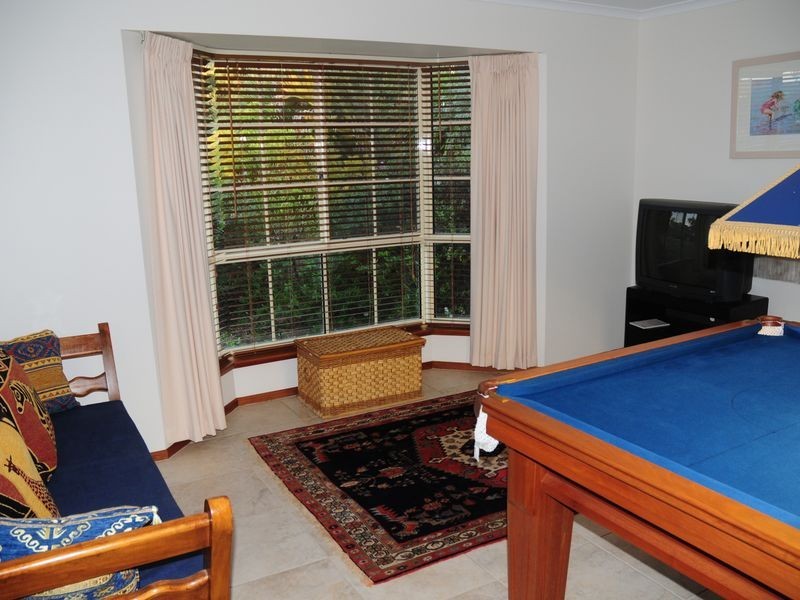 11 Russell Street, Encounter Bay SA 5211