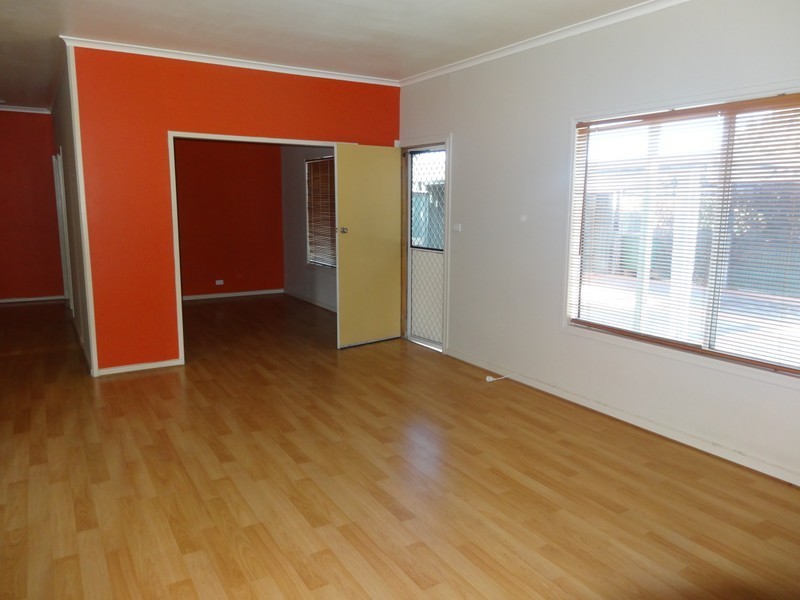 4 Lacrington Street, Goolwa Beach SA 5214