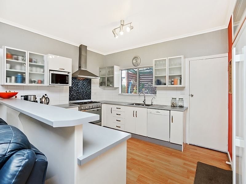 4 Lacrington Street, Goolwa Beach SA 5214