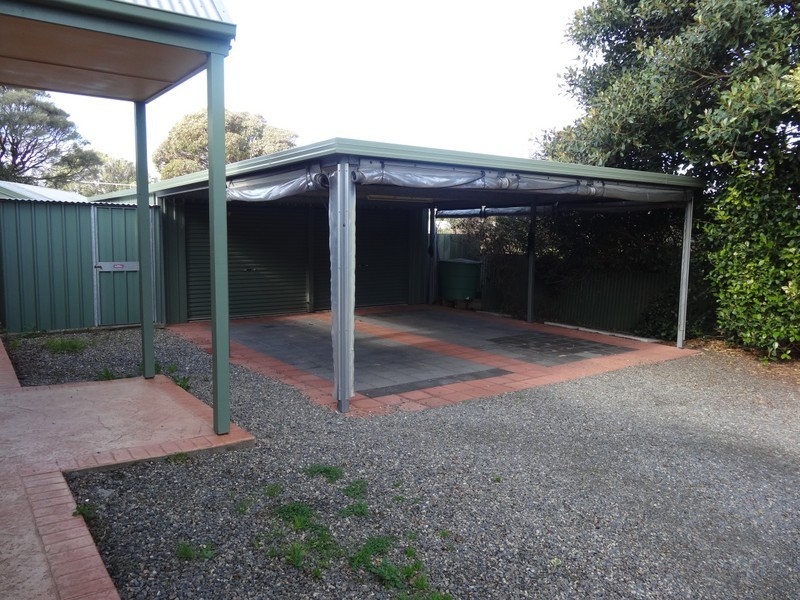 4 Lacrington Street, Goolwa Beach SA 5214