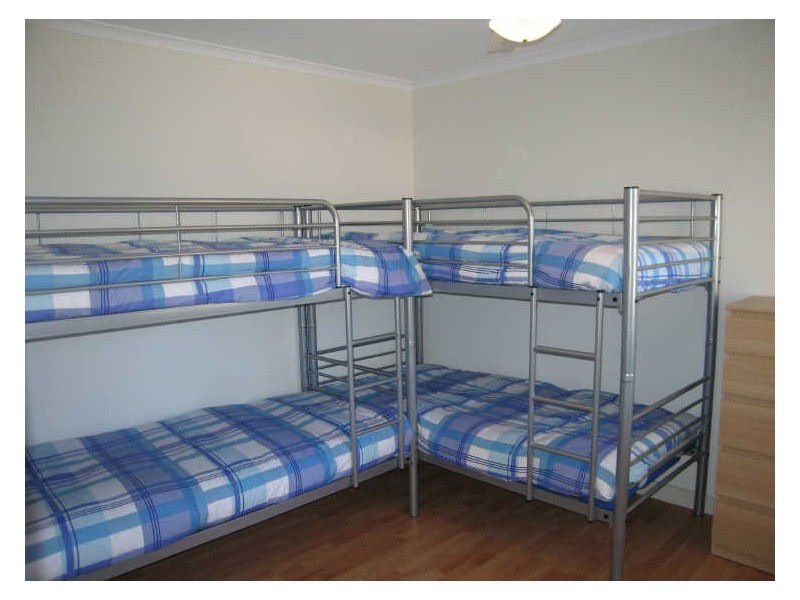 22 Ridgeway Street, Encounter Bay SA 5211