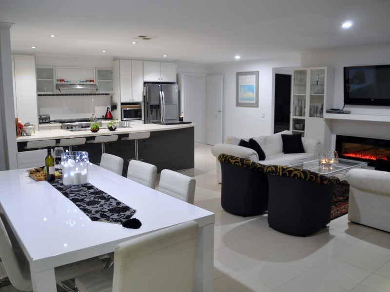 13 Cinema Court, Port Elliot SA 5212