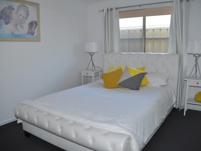 13 Cinema Court, Port Elliot SA 5212