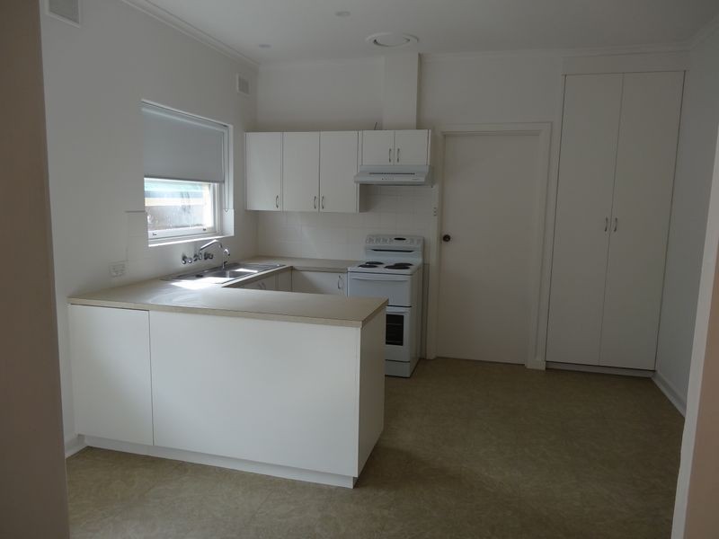 8 Pioneer Avenue, Port Elliot SA 5212