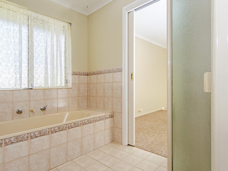 38 Stonehut Circuit, Encounter Bay SA 5211