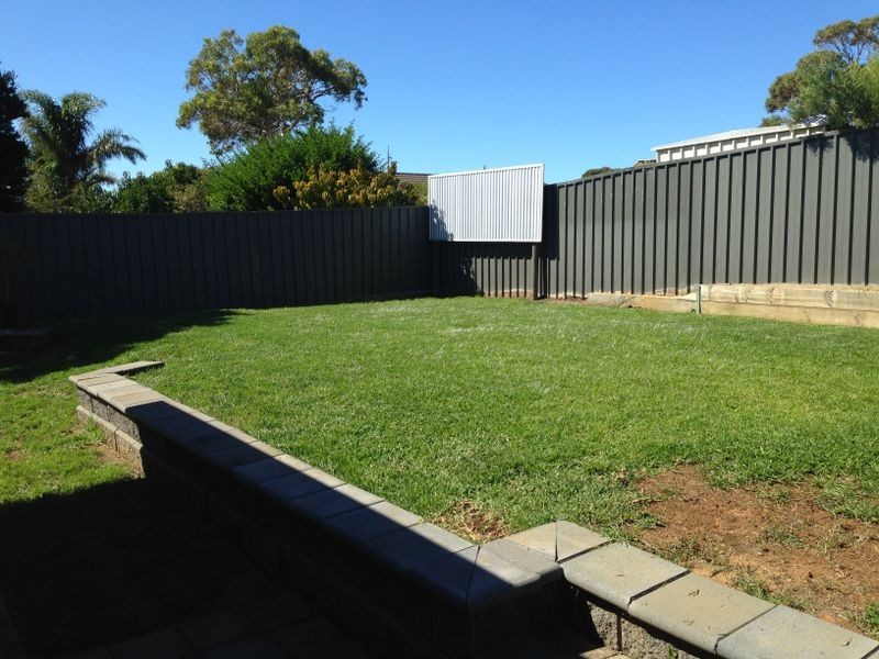 4 Yates Avenue, Hayborough SA 5211
