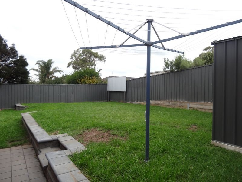 4 Yates Avenue, Hayborough SA 5211