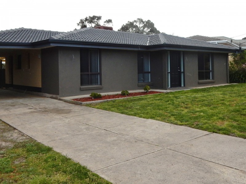 7 Marlborough Avenue, Victor Harbor SA 5211