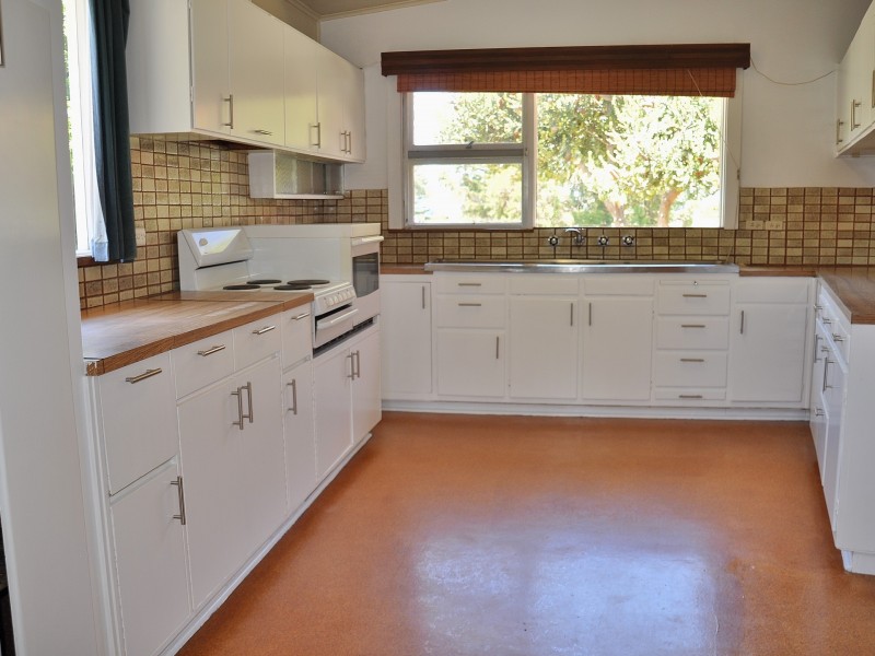 33 Kent Drive, Encounter Bay SA 5211